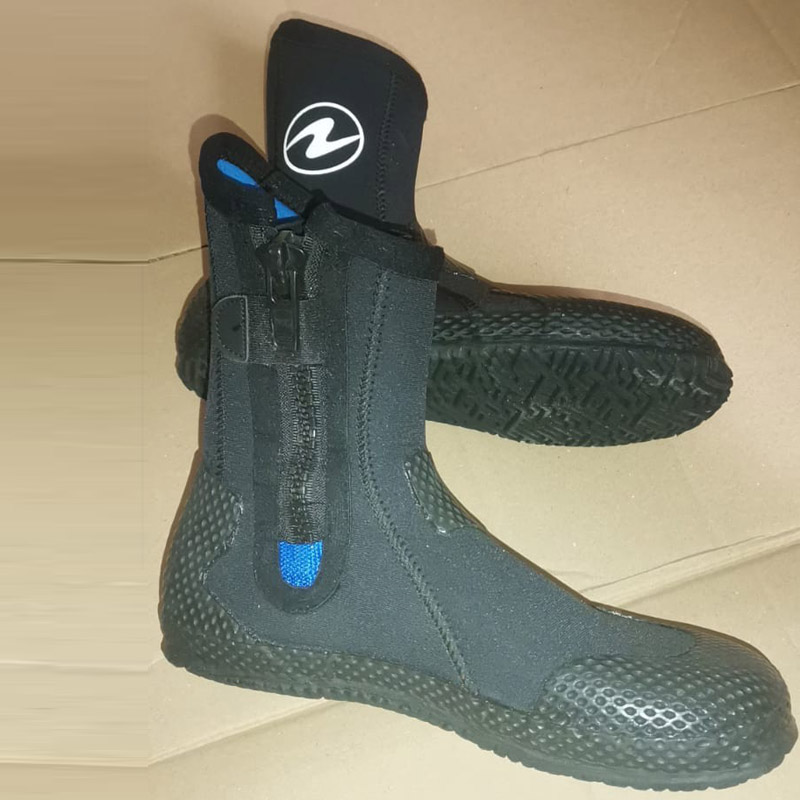 BOTOSI NEOPREN SCAFANDRU AQUALUNG - SECOND HAND - EU-40 | Echipament BuyBack | Costume umede (WETSUIT)